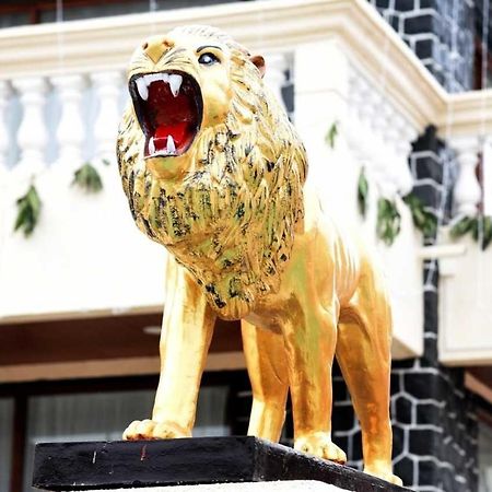 Maharaja The Royal Resort ธาเน ภายนอก รูปภาพ